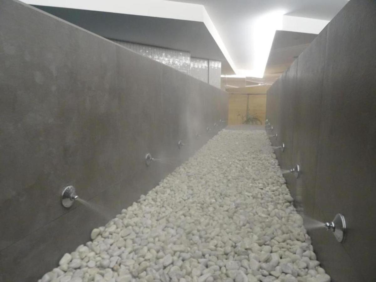 Spa Suites Odeon Naron  Luaran gambar