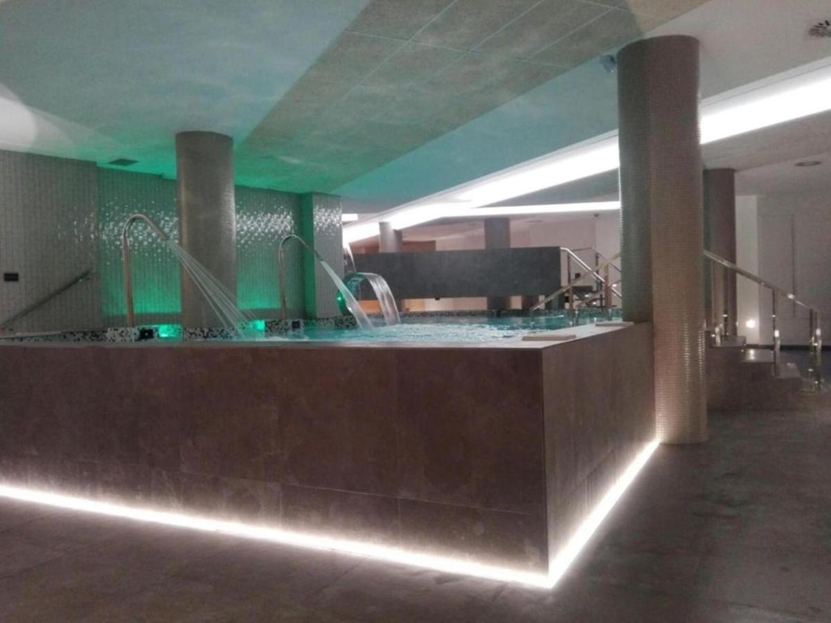 Spa Suites Odeon Naron  Luaran gambar